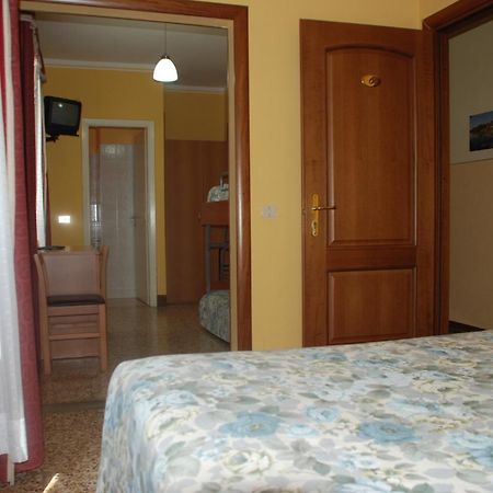 Hotel Villa Ruscello Baveno Exterior foto