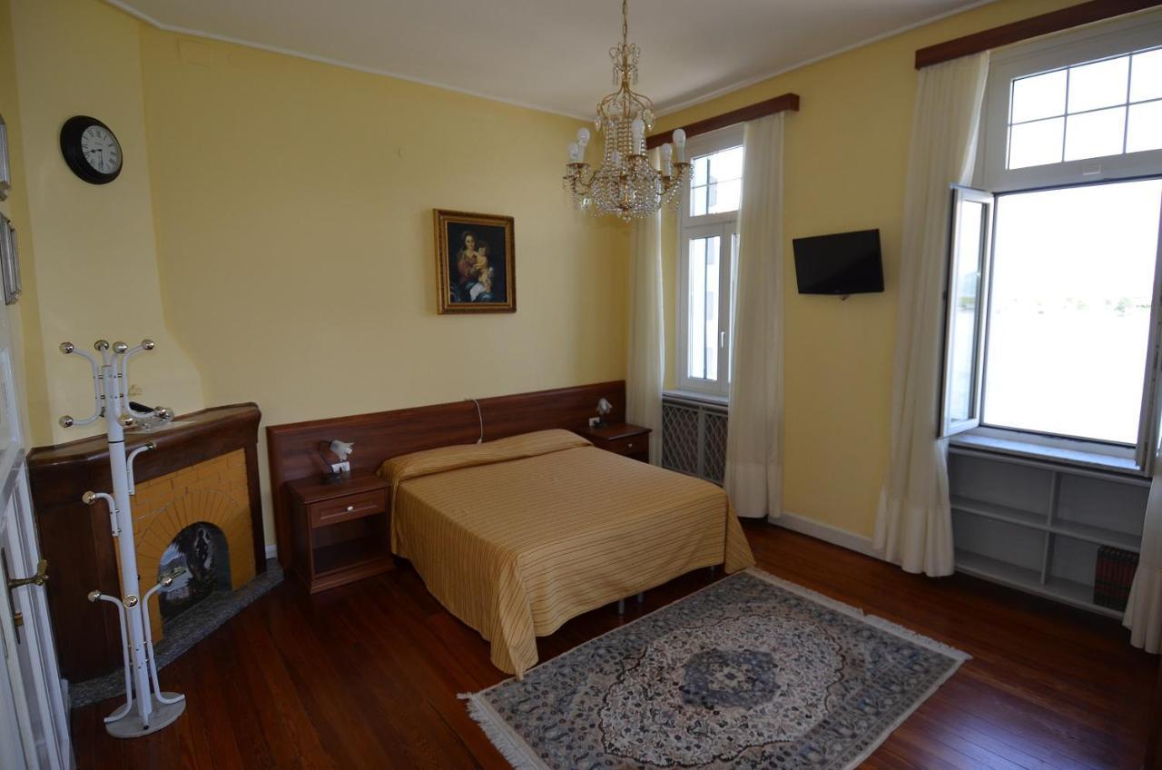 Hotel Villa Ruscello Baveno Exterior foto